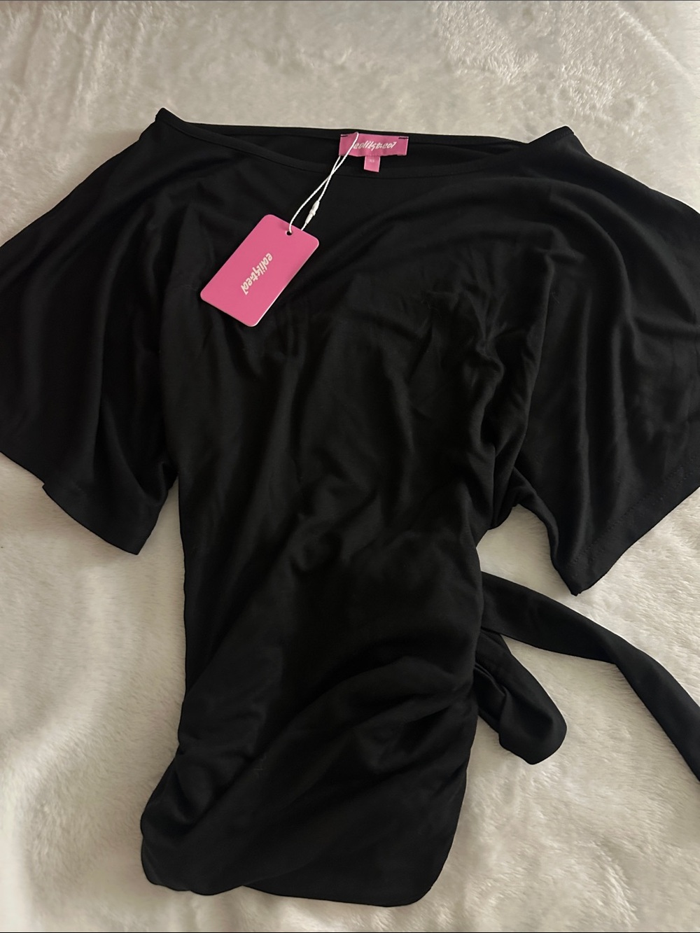 Edikted Women’s Black Tie-Waist Top